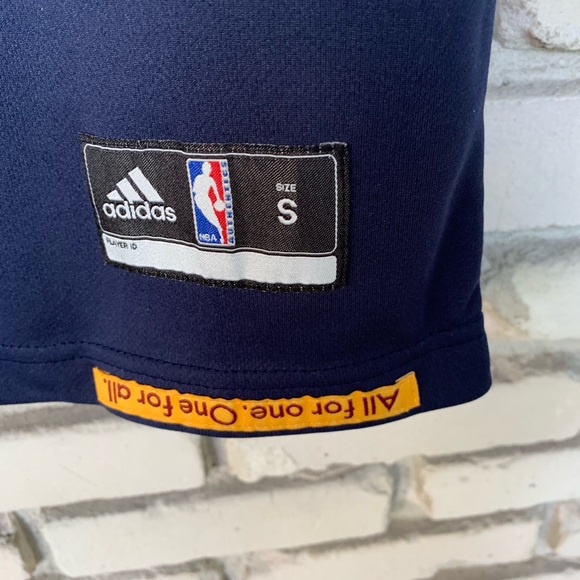 Cavaliers Jersey - Picture 2 of 4